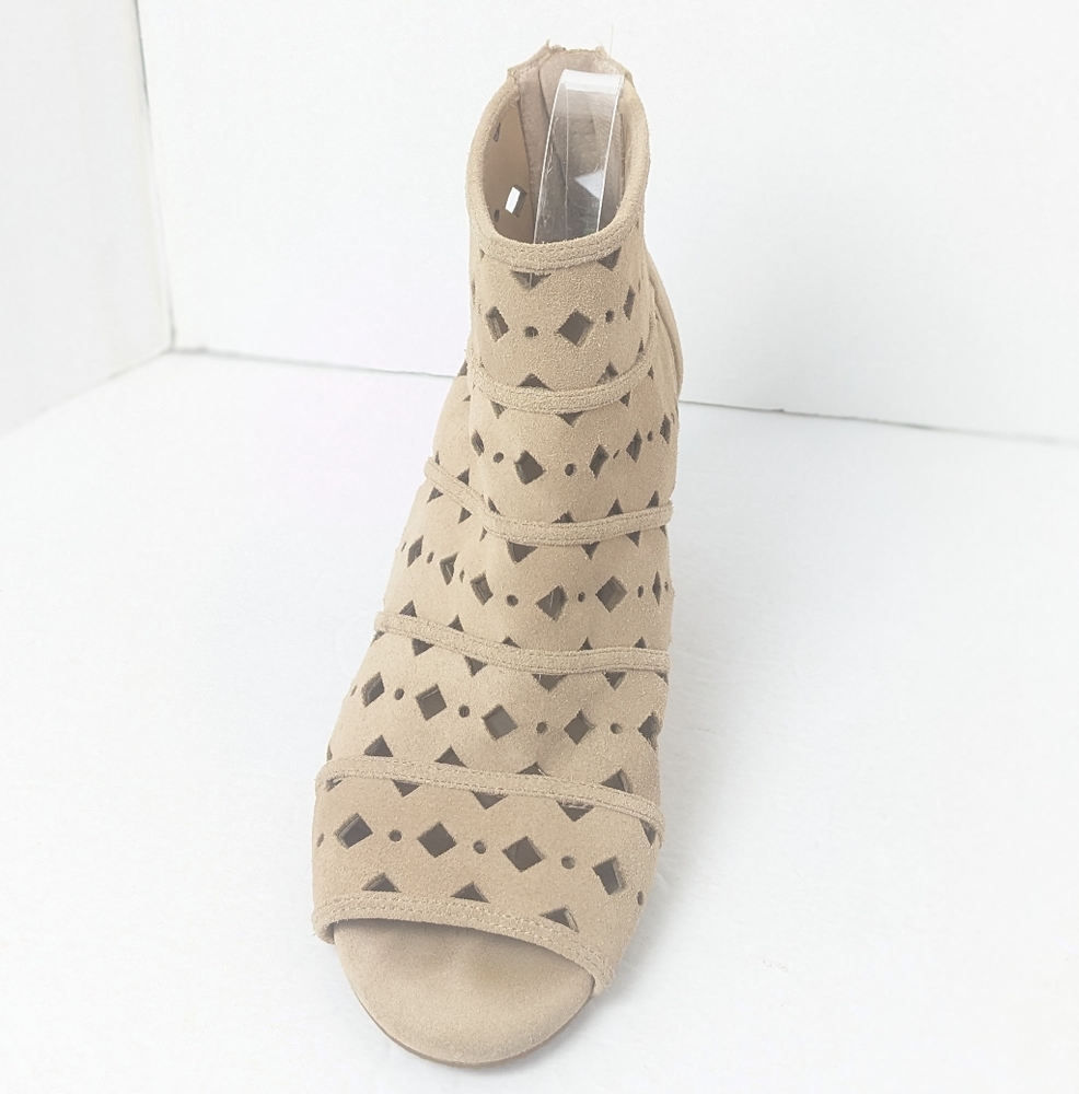 Michael Kors Uma Wedge - Picture 9 of 16